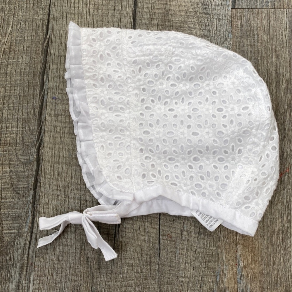 White Lace Bonnet